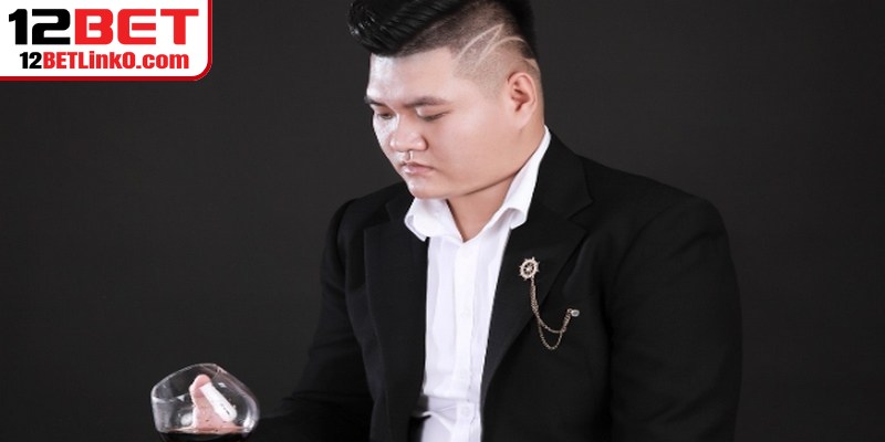 Tác Giả Nguyễn Khôi Nguyên – Người Sáng Lập Nhà Cái 12BET 2 Vai trò của Nguyễn Khôi Nguyên trong việc sáng lập và phát triển 12BET